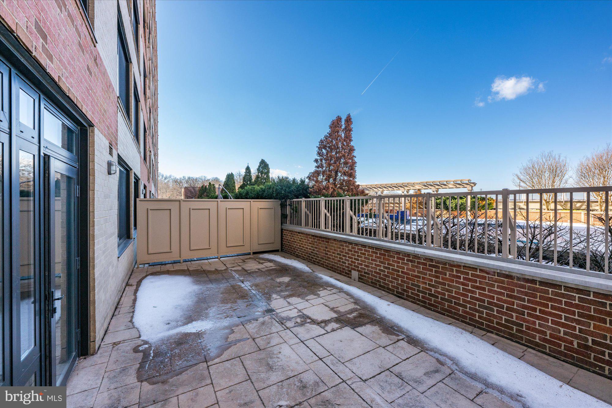 2451 MIDTOWN AVENUE 724