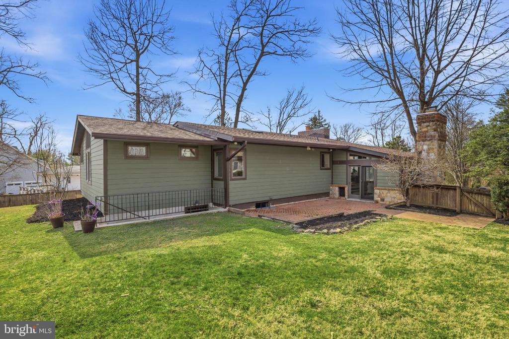 4035 TAYLOR DRIVE