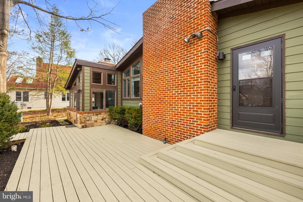 4035 TAYLOR DRIVE