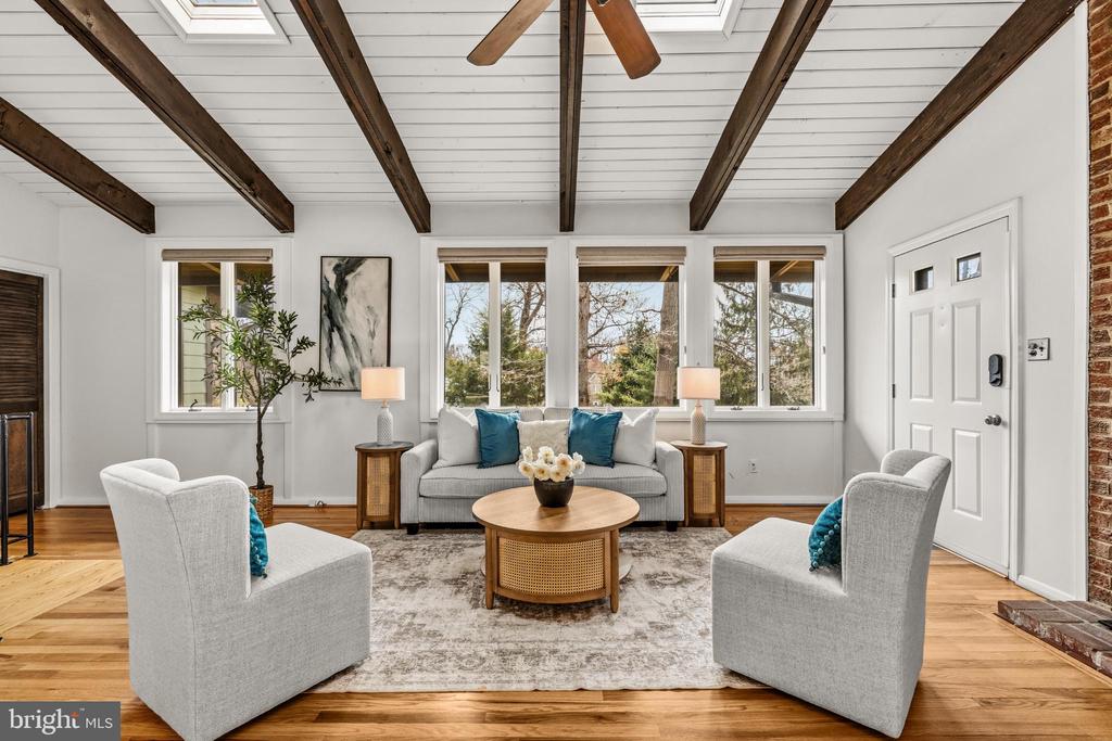 4035 TAYLOR DRIVE