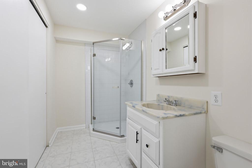 2151 GREENKEEPERS COURT