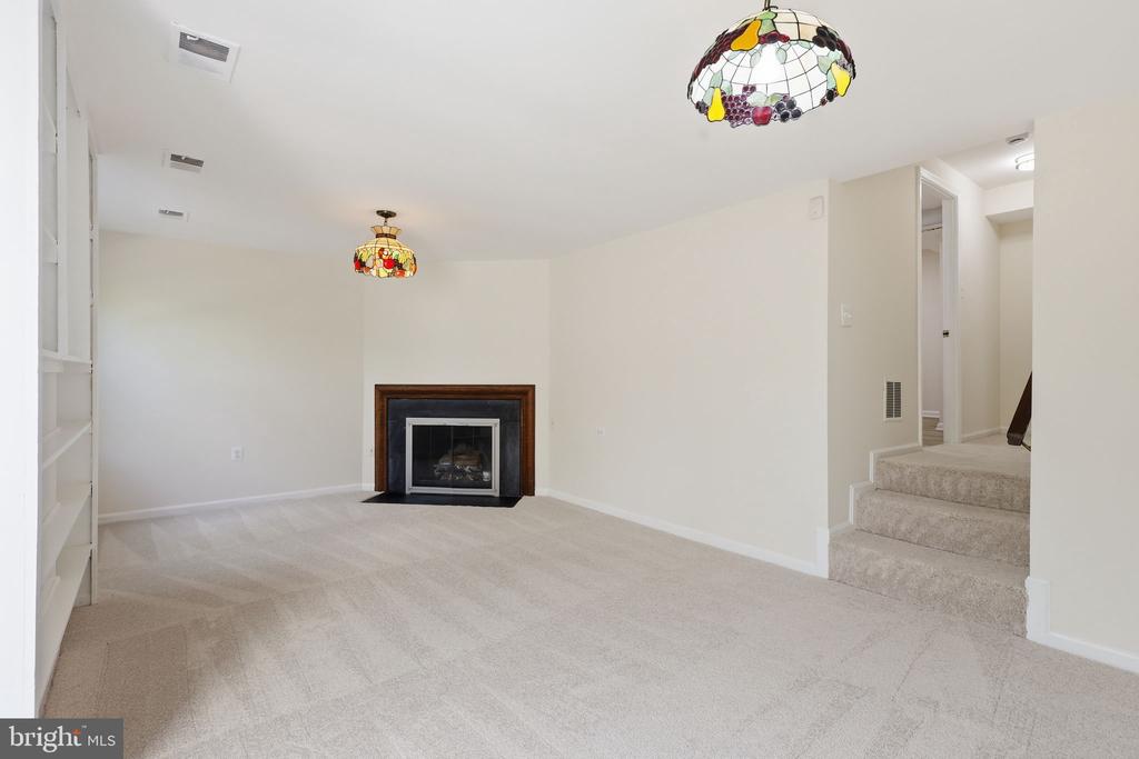 2151 GREENKEEPERS COURT