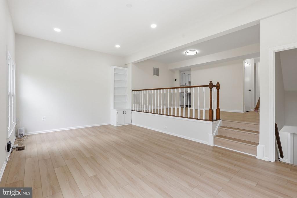 2151 GREENKEEPERS COURT