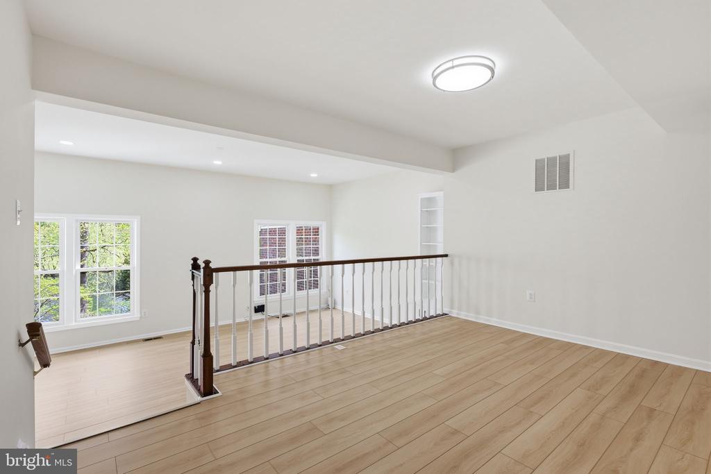 2151 GREENKEEPERS COURT