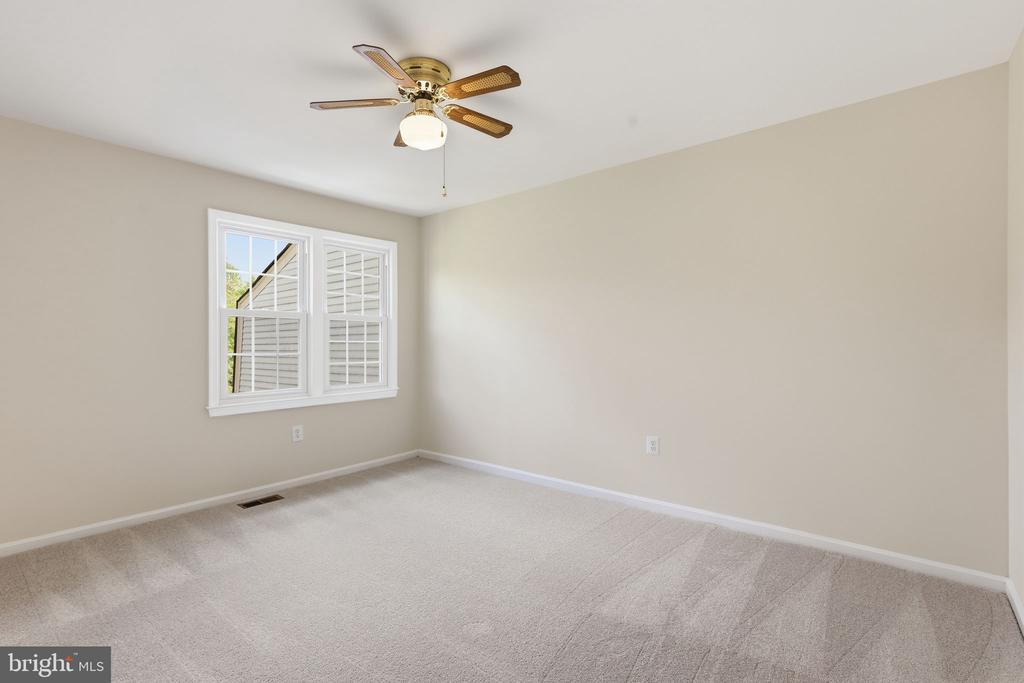 2151 GREENKEEPERS COURT