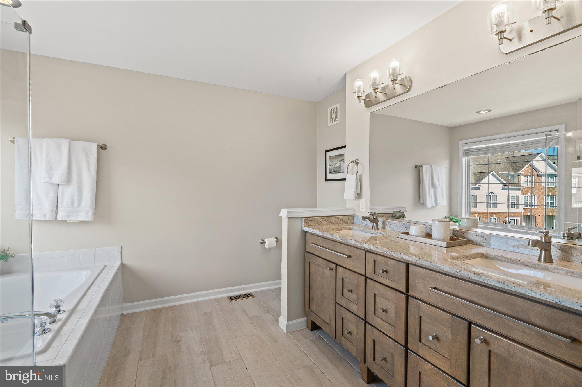 5310-C BIRDS VIEW LANE 7