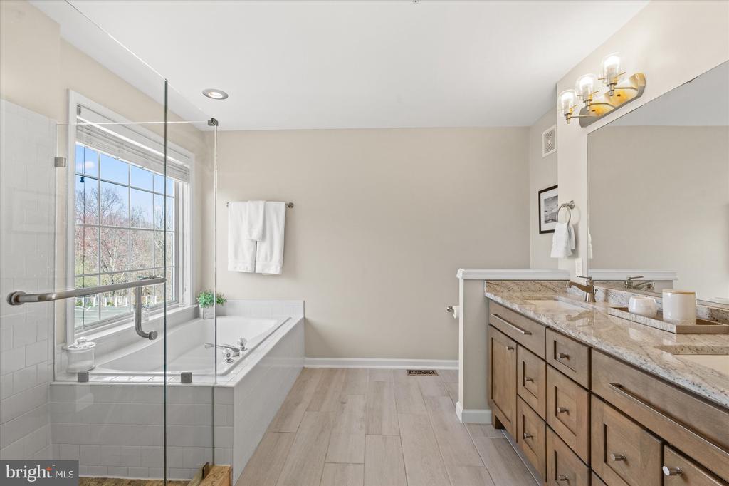 5310-C BIRDS VIEW LANE 7