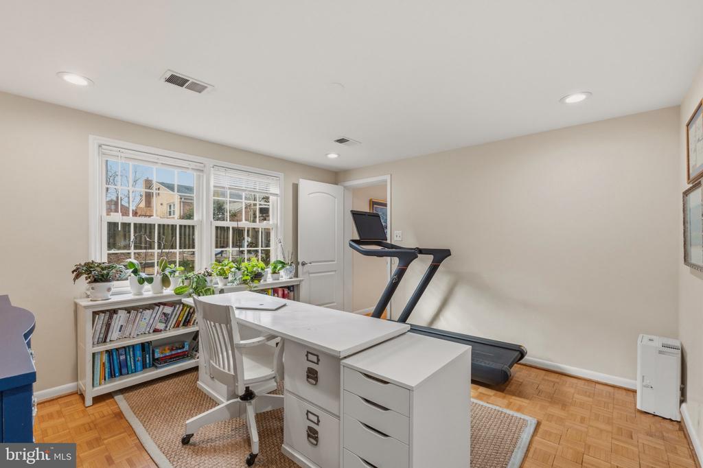 7215 MARINE DRIVE
