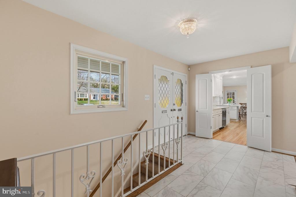 7215 MARINE DRIVE