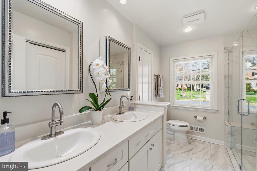 7215 MARINE DRIVE
