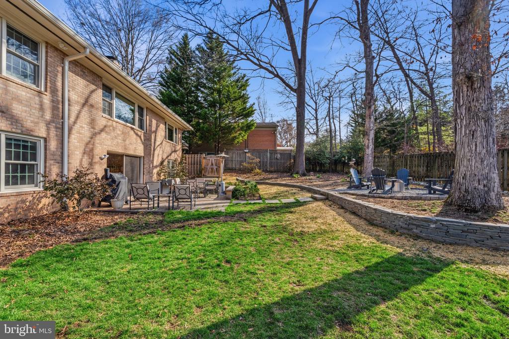 7215 MARINE DRIVE