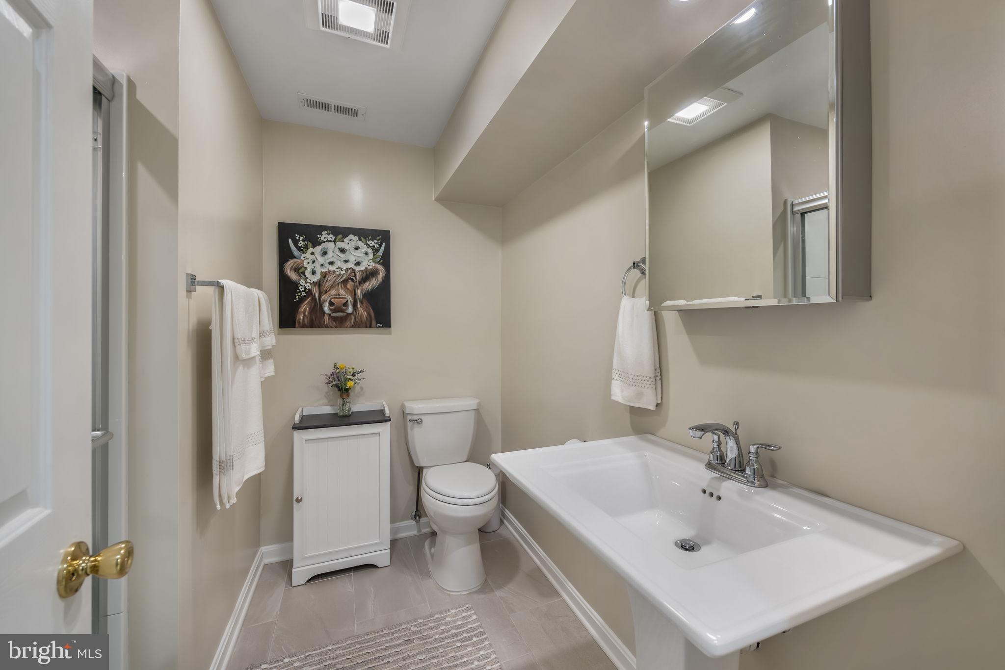 8504 SILVERDALE ROAD