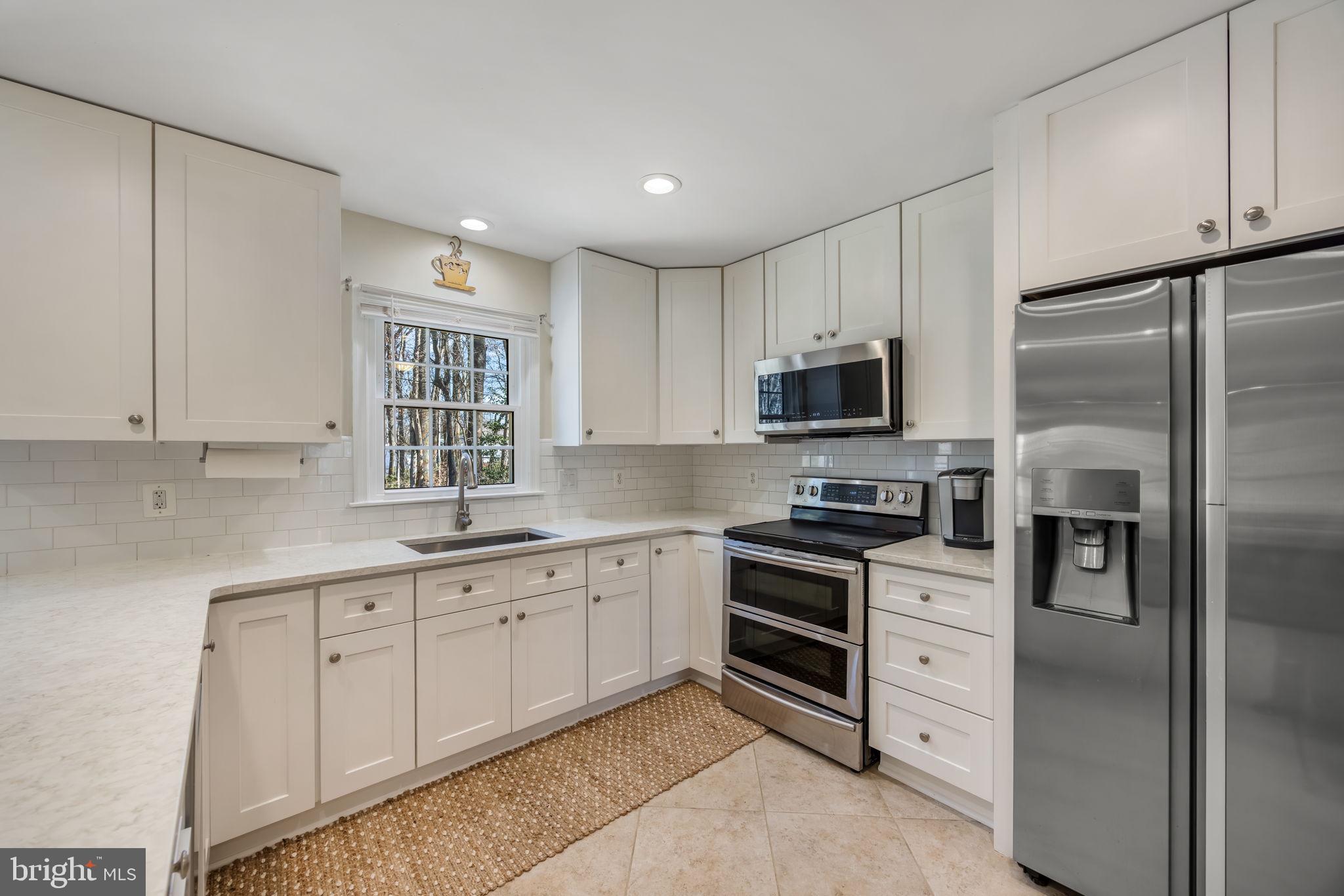 8504 SILVERDALE ROAD