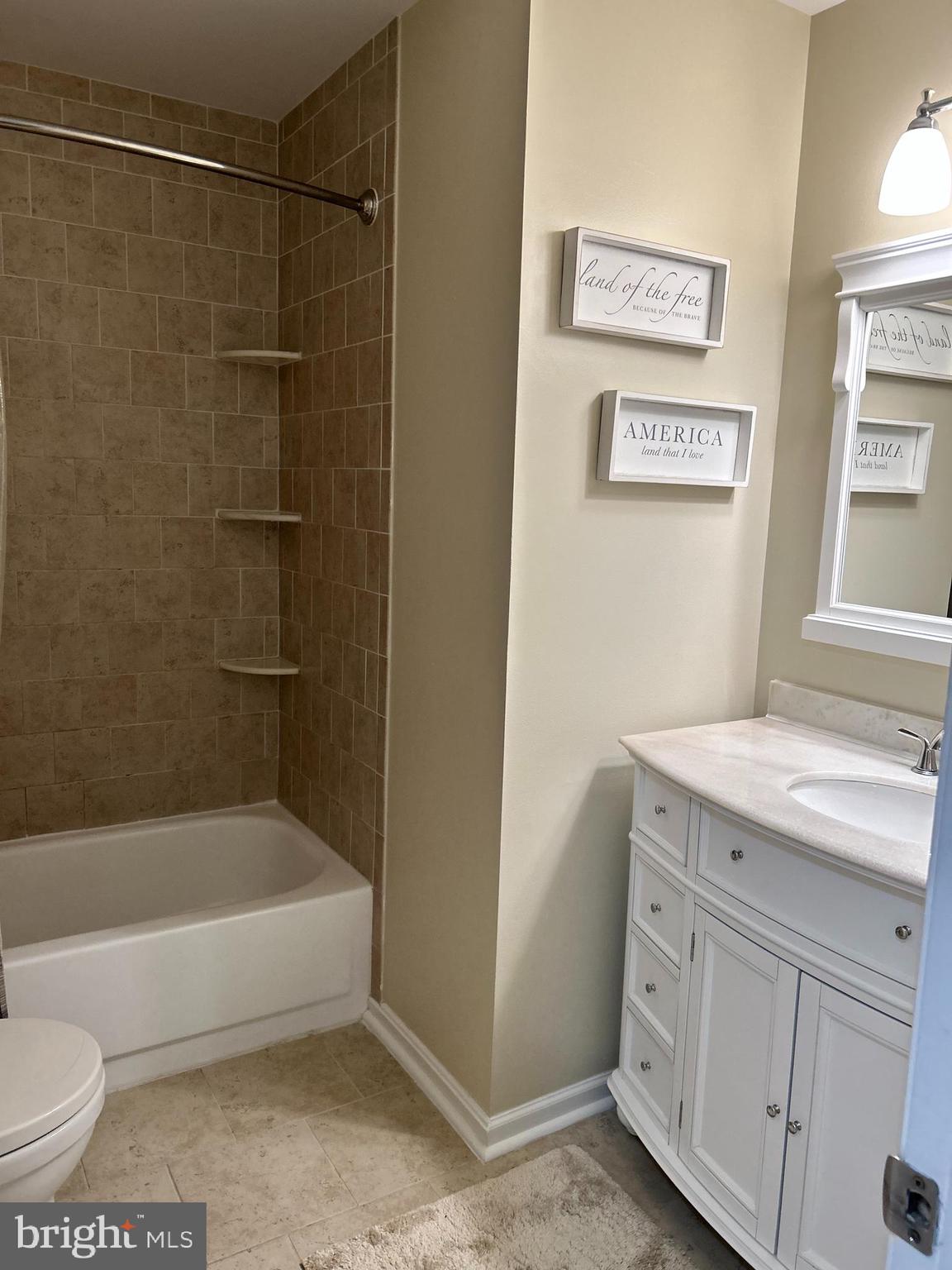 8504 SILVERDALE ROAD