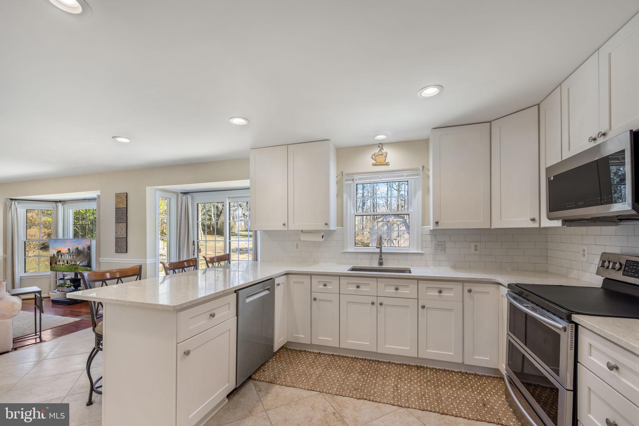 8504 SILVERDALE ROAD