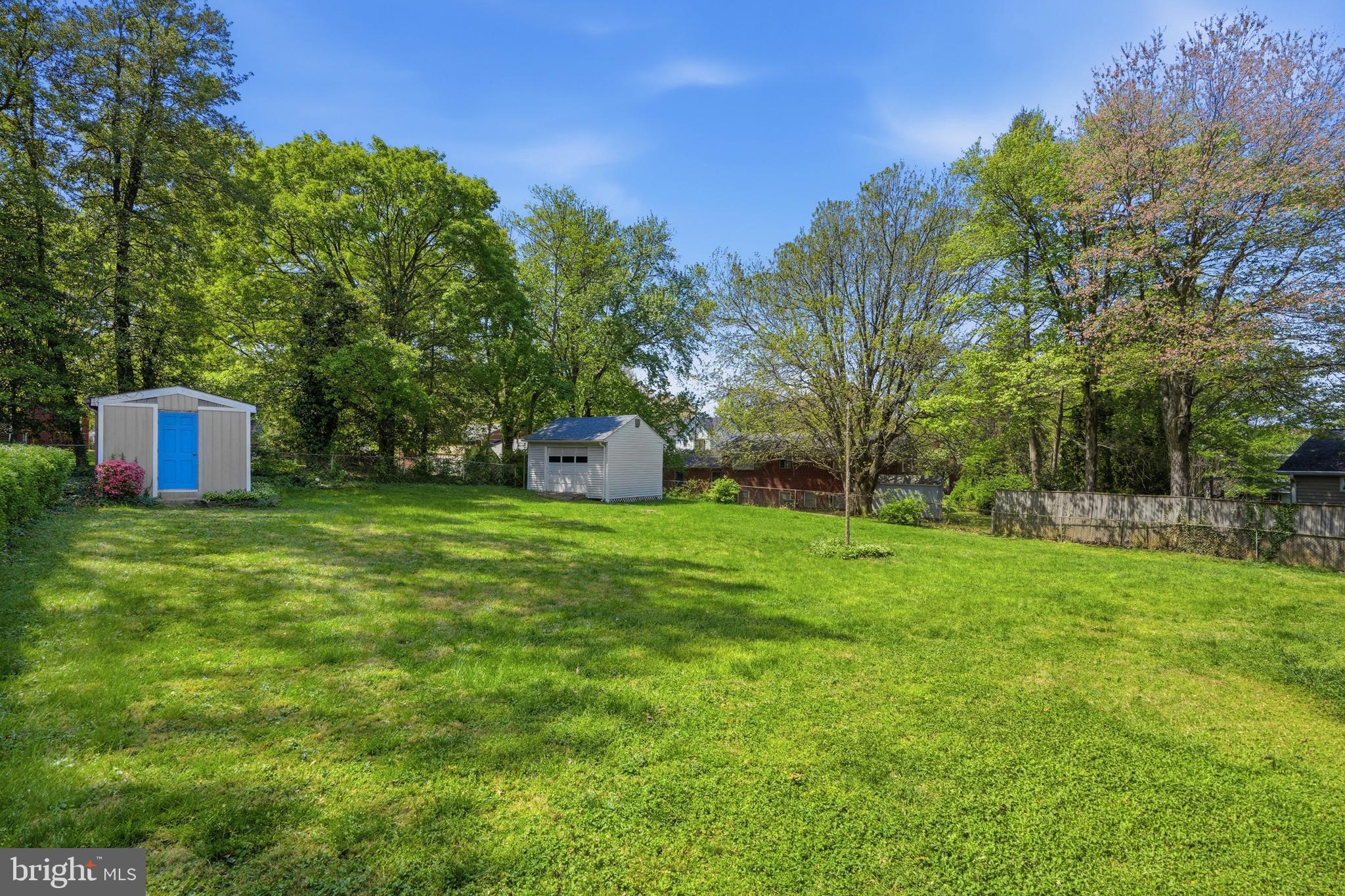 6917 JENKINS LANE