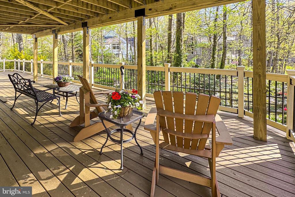 1563 HARPERS COVE LANE