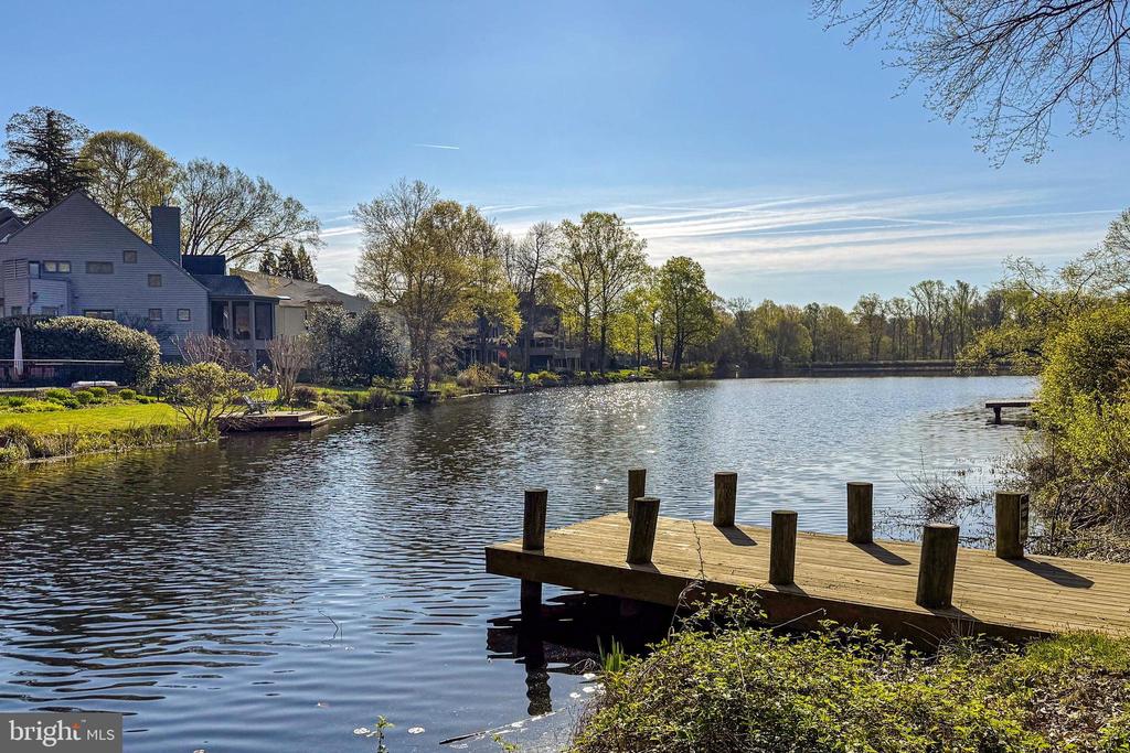 1563 HARPERS COVE LANE