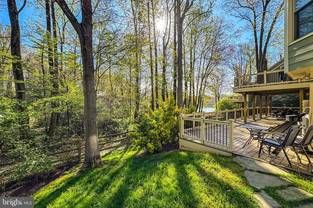 1563 HARPERS COVE LANE