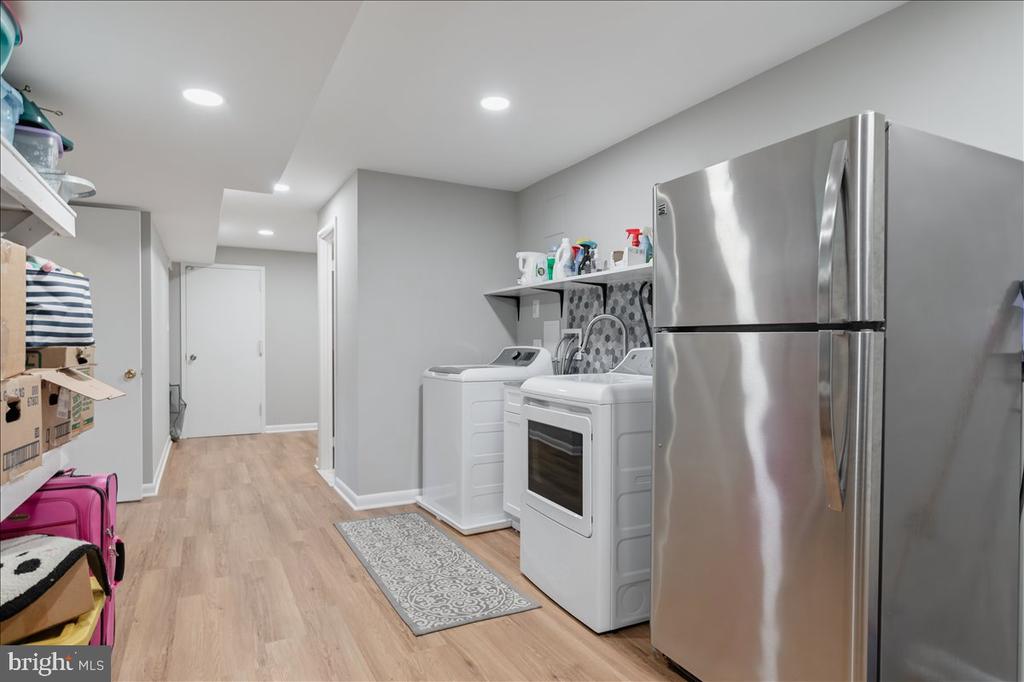 3428 RAMSGATE TERRACE