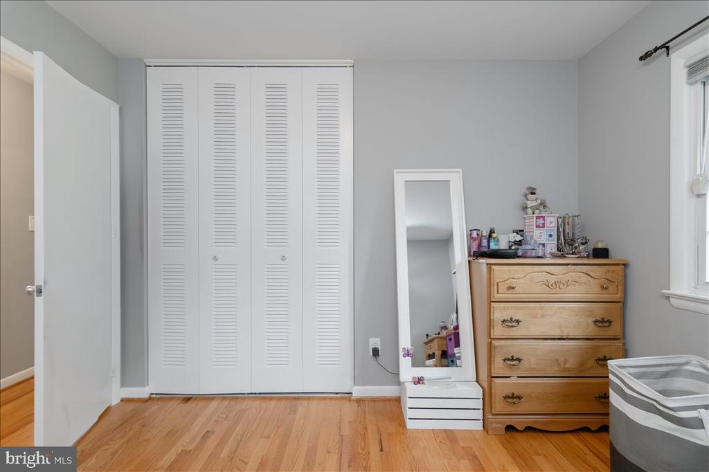 3428 RAMSGATE TERRACE