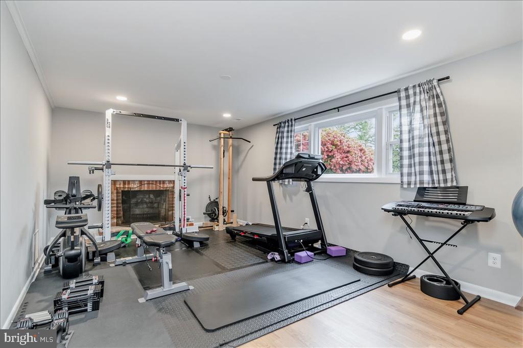 3428 RAMSGATE TERRACE