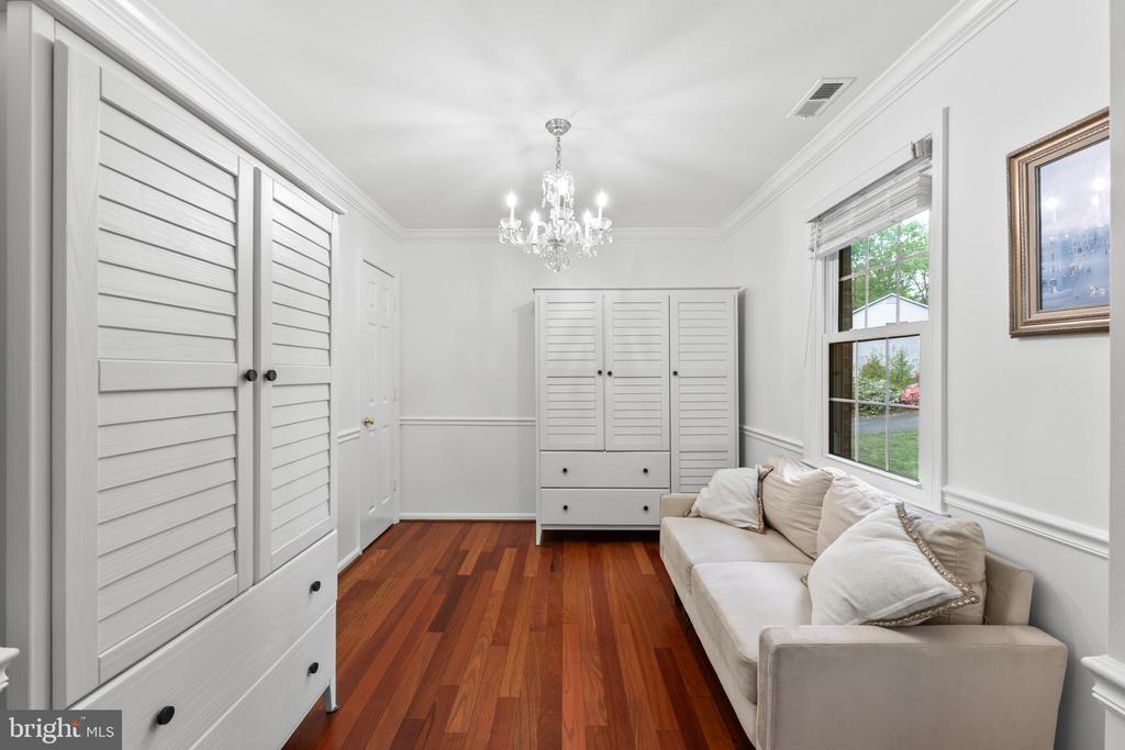 7362 CLIFTON ROAD