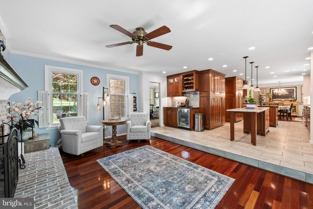 7362 CLIFTON ROAD