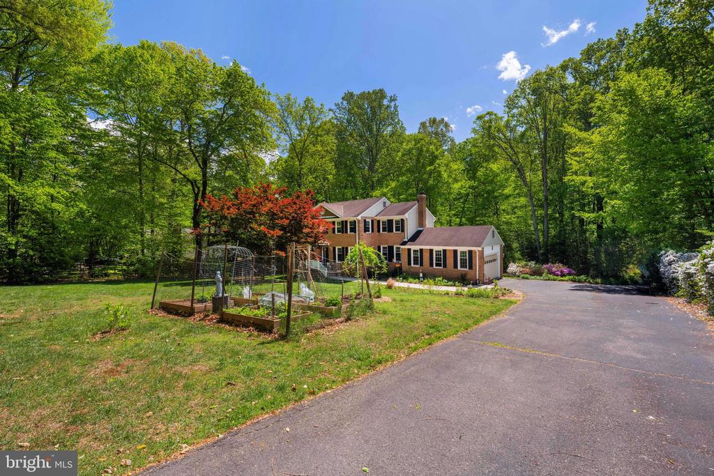 7362 CLIFTON ROAD