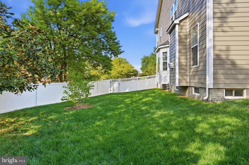 6365 VERDE COURT