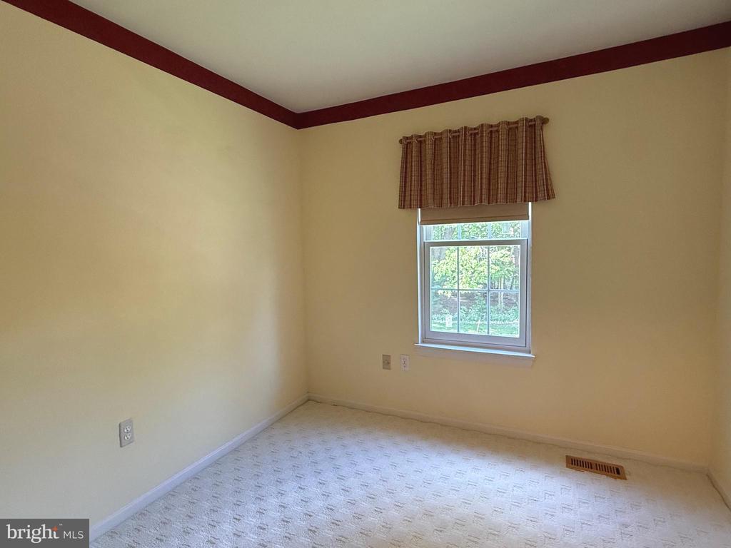 10012 WOOD SORRELS LANE