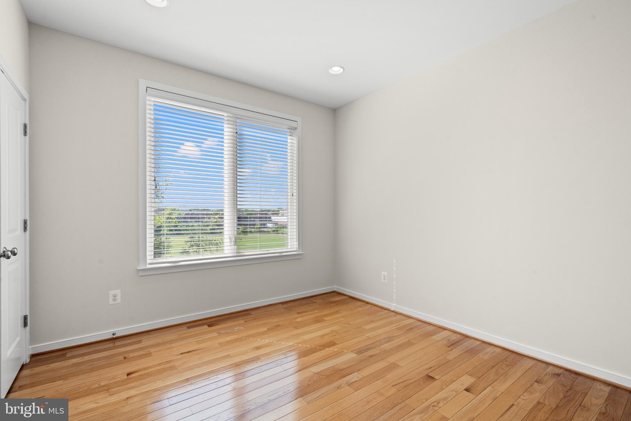 3012 DISTRICT AVENUE