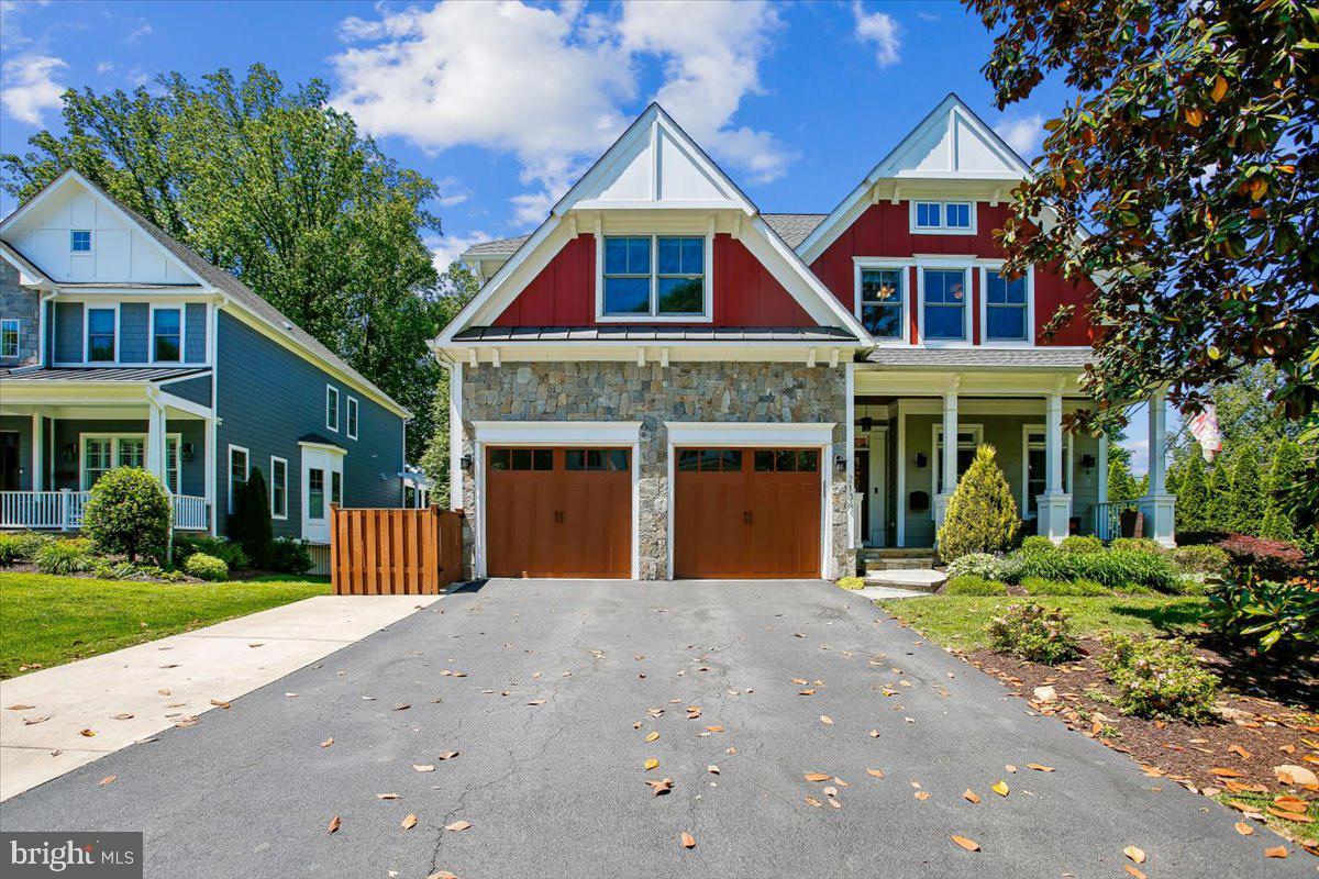 2134 EMILYS LANE