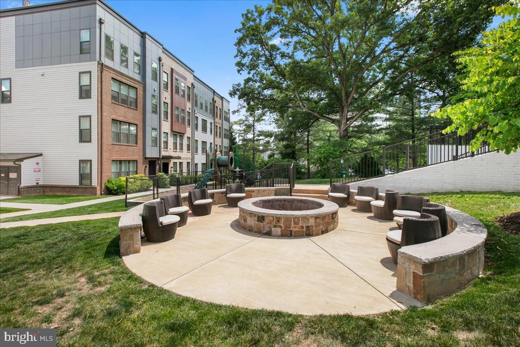 4153 RED MULBERRY DRIVE Unit: 20