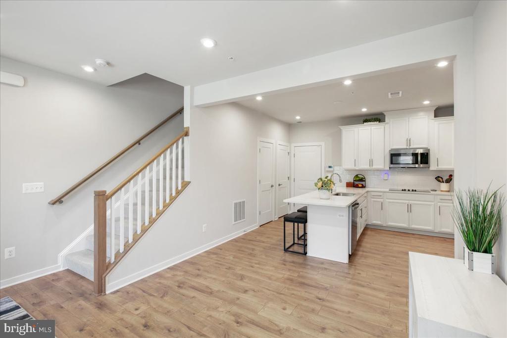 4153 RED MULBERRY DRIVE Unit: 20