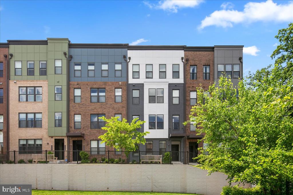 4153 RED MULBERRY DRIVE Unit: 20