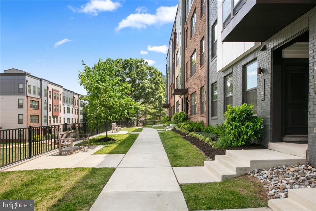 4153 RED MULBERRY DRIVE Unit: 20
