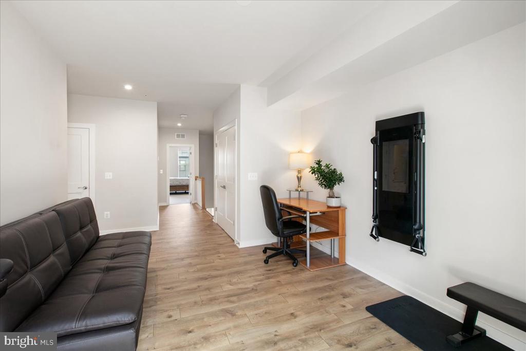 4153 RED MULBERRY DRIVE Unit: 20