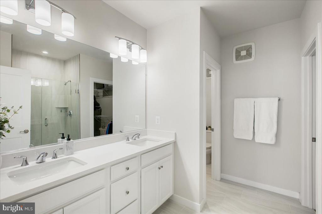 4153 RED MULBERRY DRIVE Unit: 20