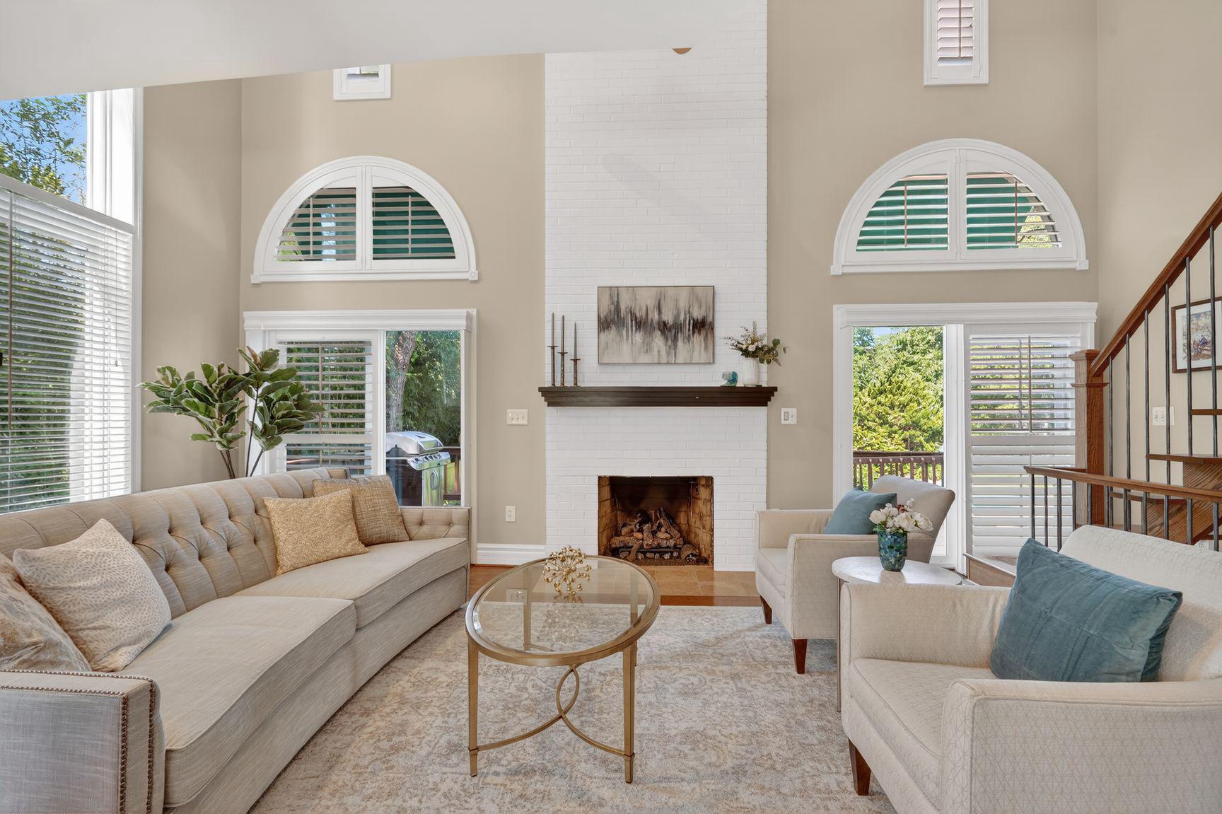 4428 BROOKSIDE DRIVE