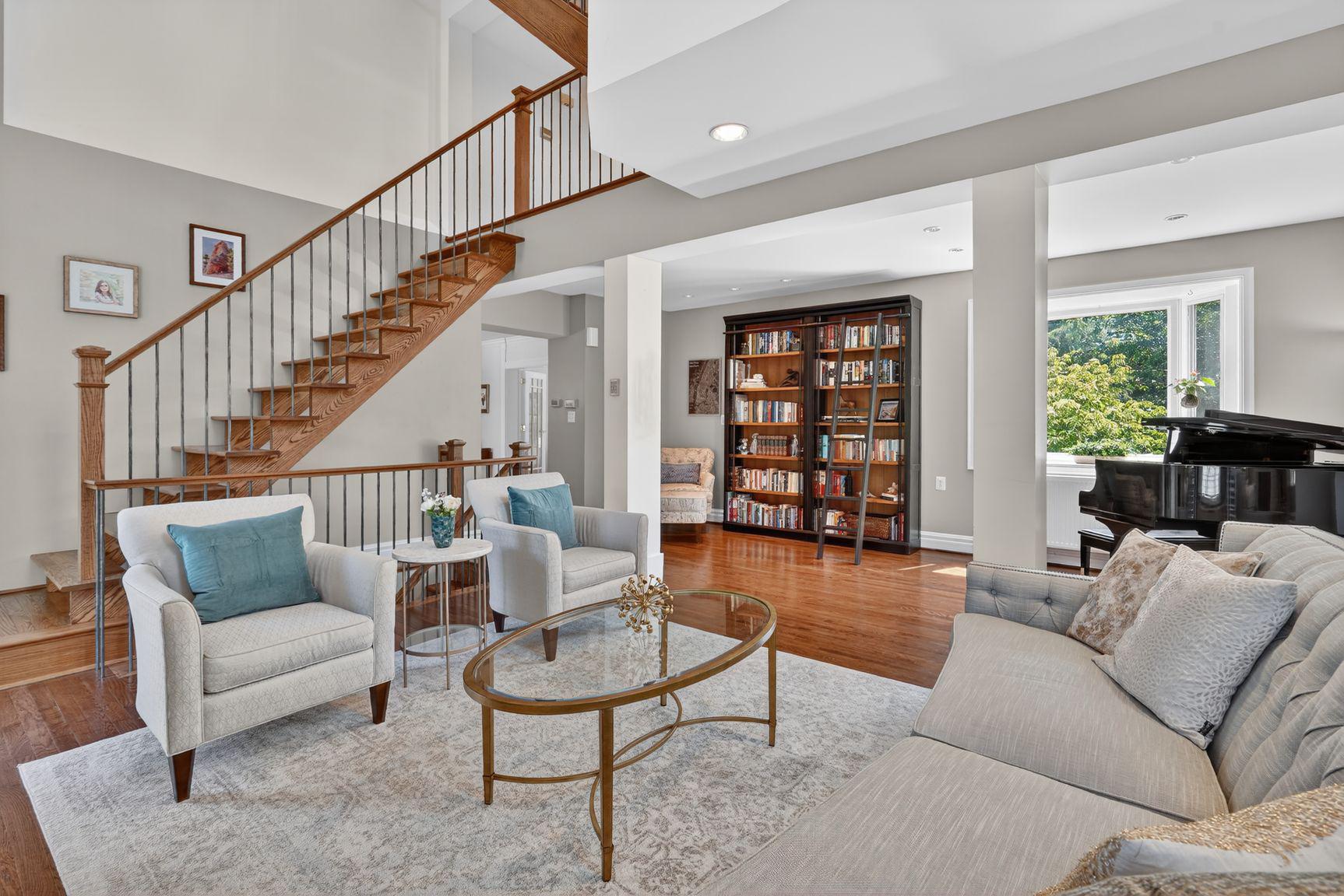 4428 BROOKSIDE DRIVE