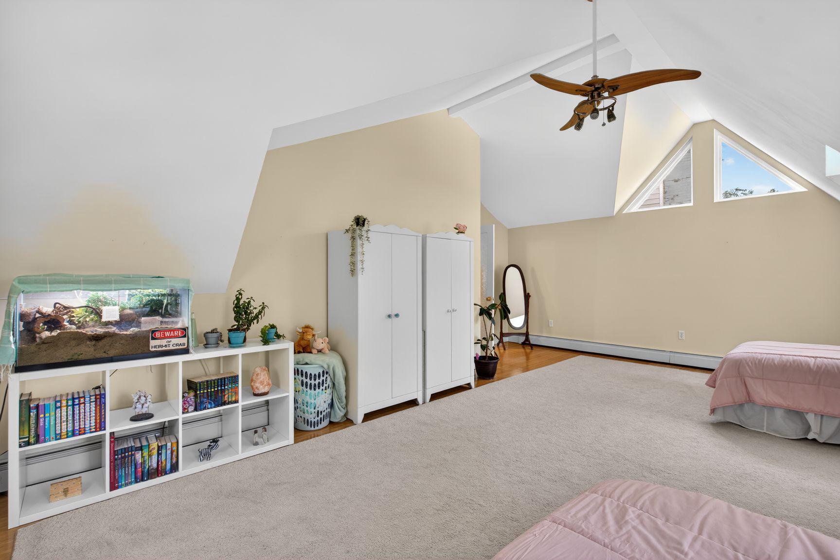 4428 BROOKSIDE DRIVE