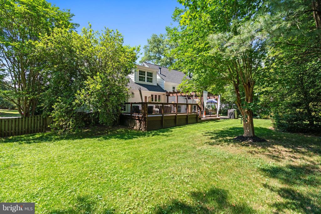 8611 CYRUS PLACE