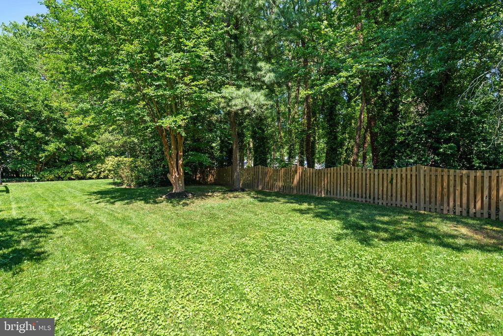 8611 CYRUS PLACE
