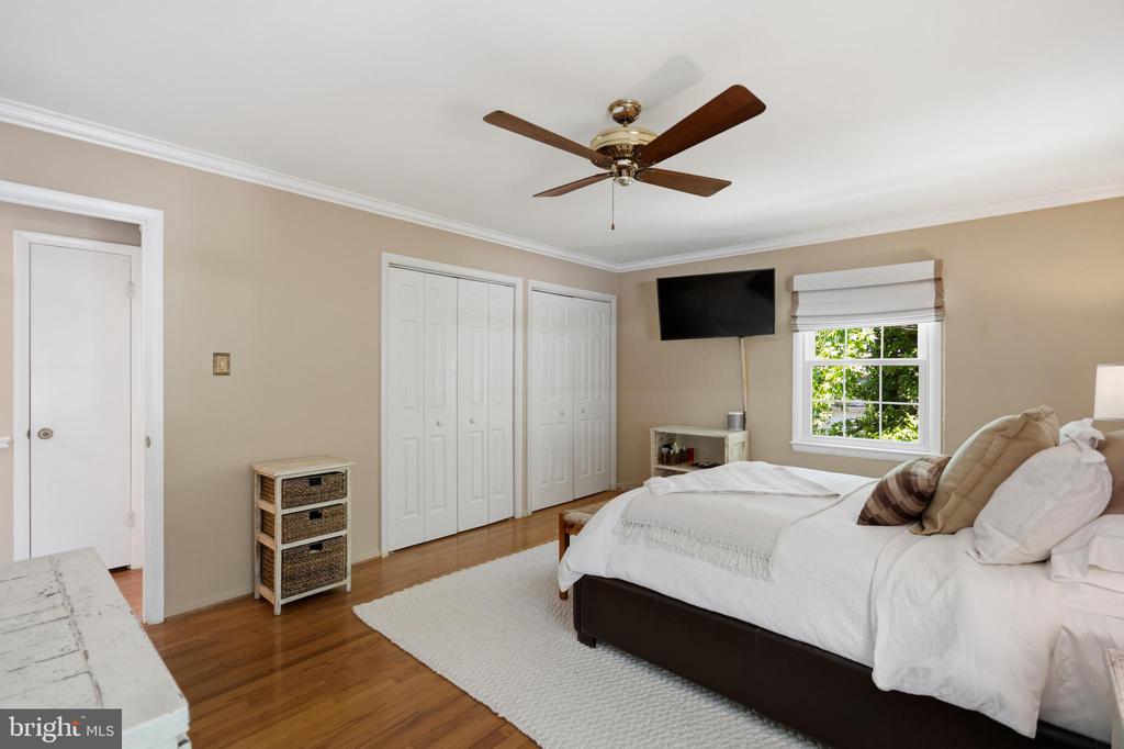 8611 CYRUS PLACE