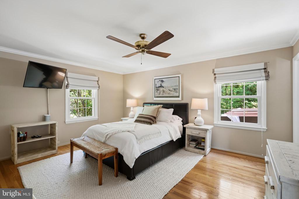 8611 CYRUS PLACE