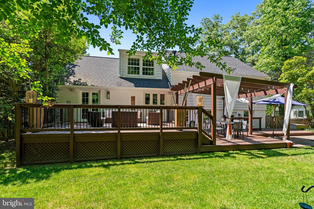 8611 CYRUS PLACE