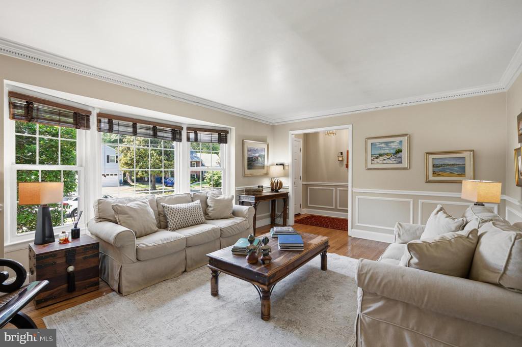 8611 CYRUS PLACE