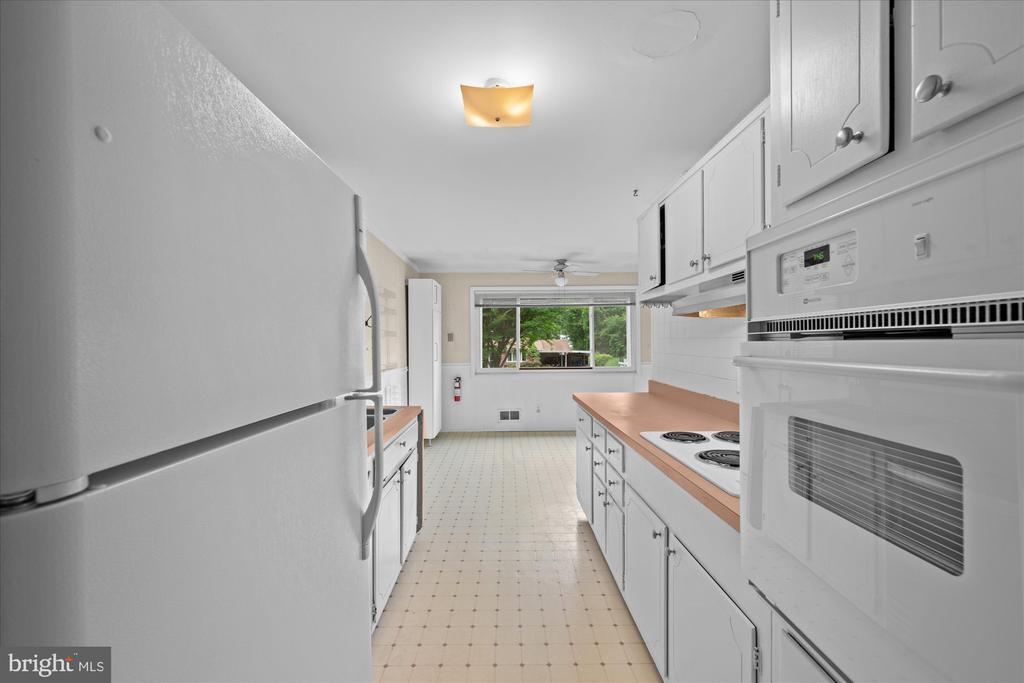 7809 KILLEBREW DRIVE