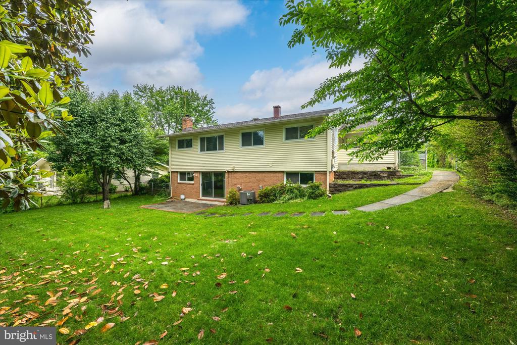 7809 KILLEBREW DRIVE